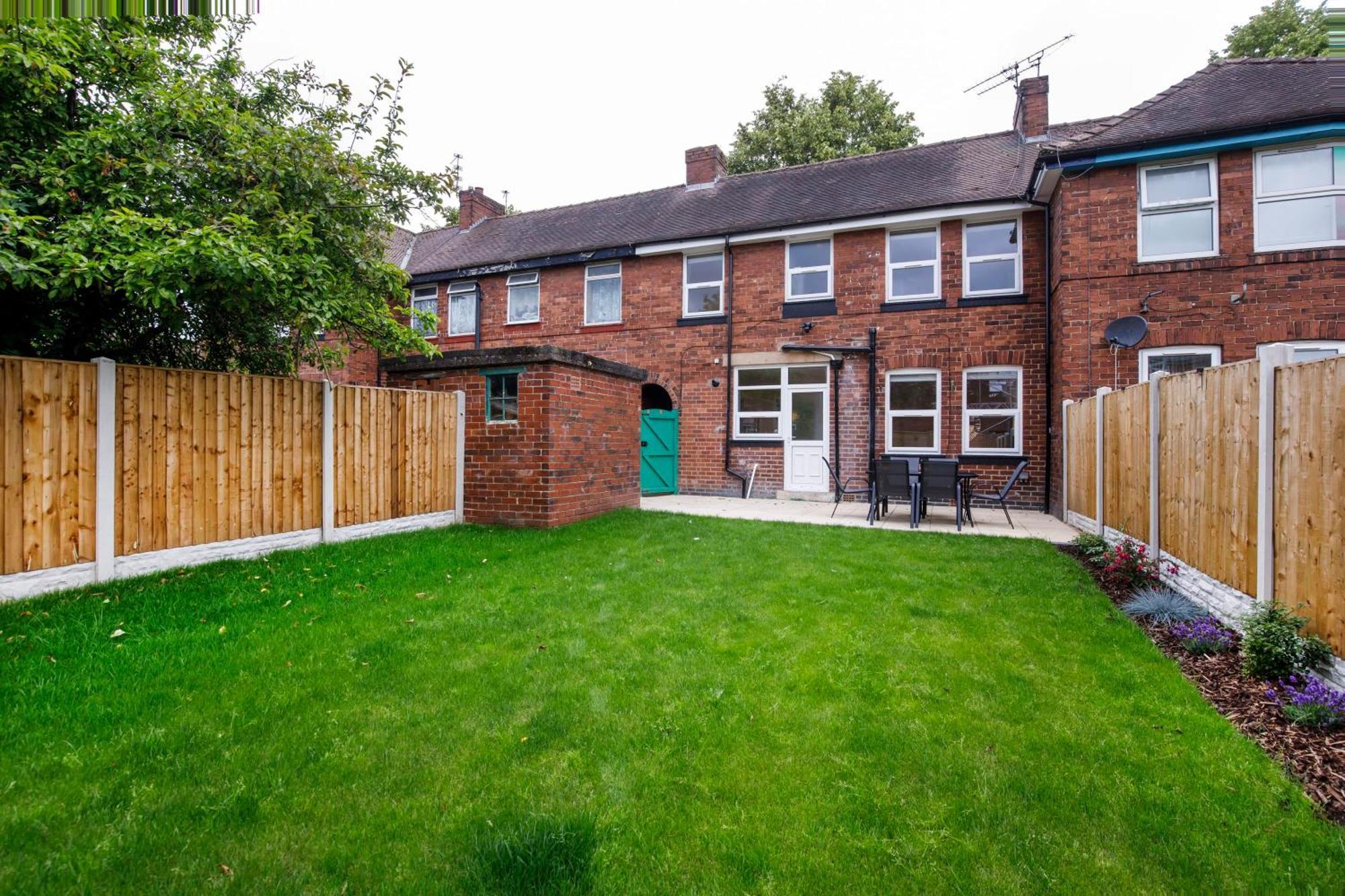 The Burton York 3 Bedroom House Sleeps 6 Bagian luar foto